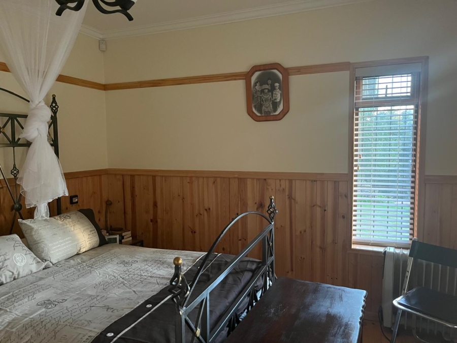 4 Bedroom Property for Sale in Leeuwenbosch Ah Western Cape
